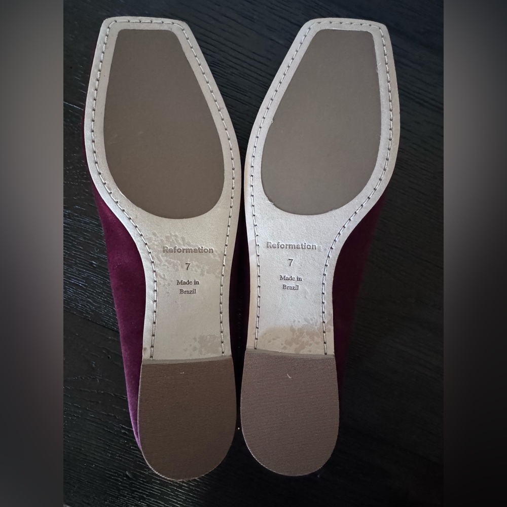 Reformation Mikayla Ballet Flat in Ruby Satin Size 7 - Picture 4 of 5